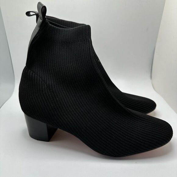 CUSHIONAIRE Women's Neely Stretch bootie +Memory Foam 8 WIDE BLACK - Picture 1 of 7
